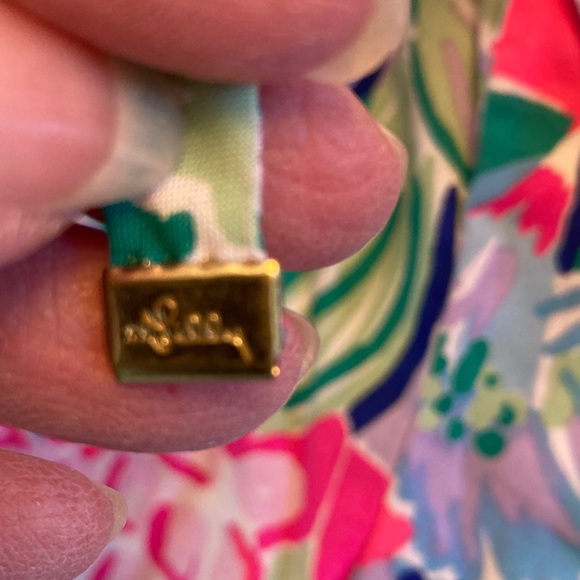 NWOT Lilly Pulitzer Pink and Green Pineapple Print Shorts - Picture 3 of 7